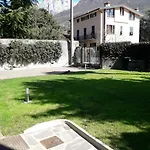 Penzion Casa Liberty Mandello del Lario