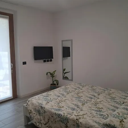Casa Liberty 3* Mandello del Lario