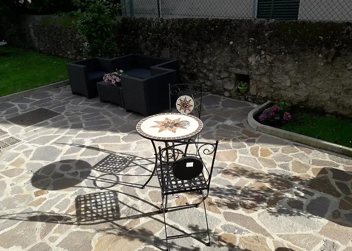 Casa Liberty Гостевой дом Манделло-дель-Ларио